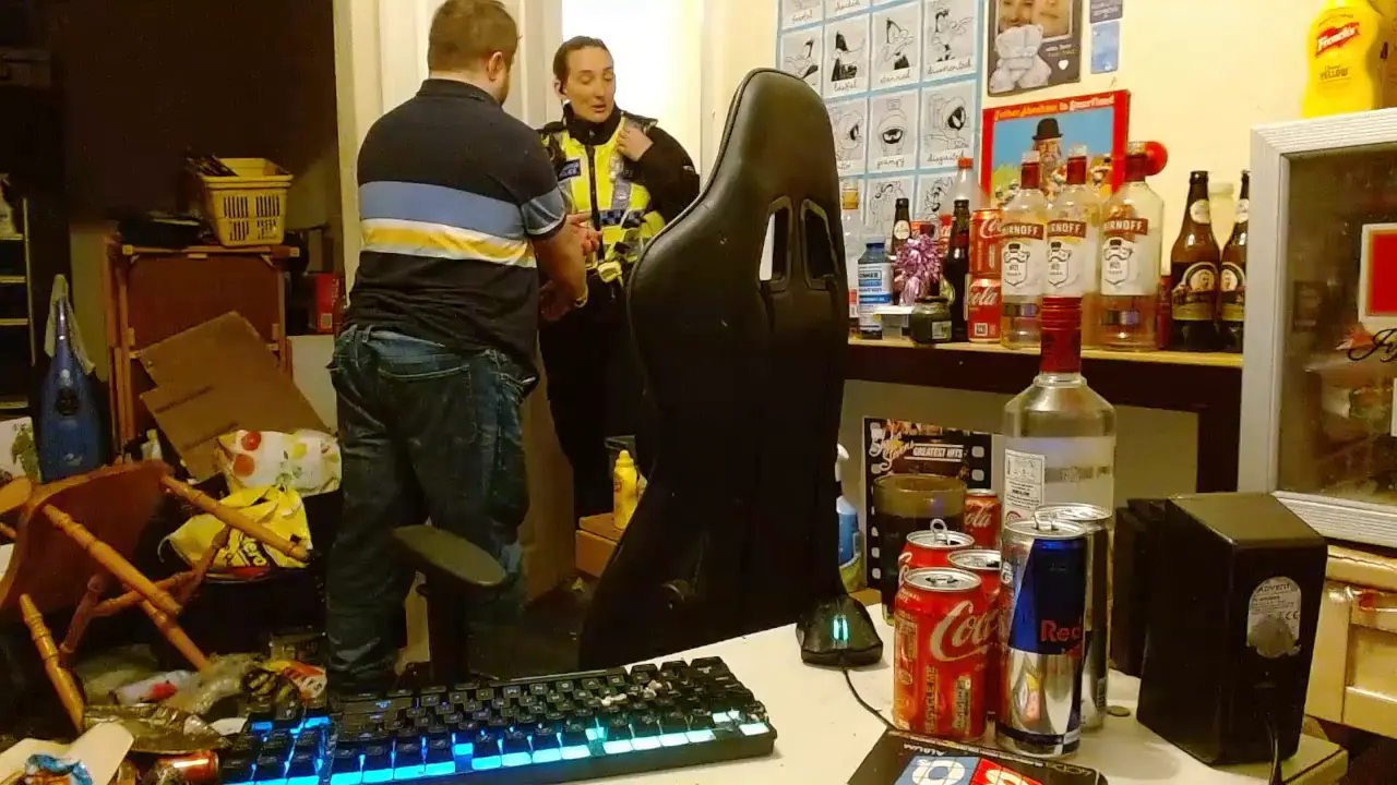 Kick streamer arrested live.